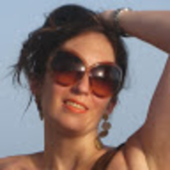 Meet your Posher, Carolina - Picture 1 of 1